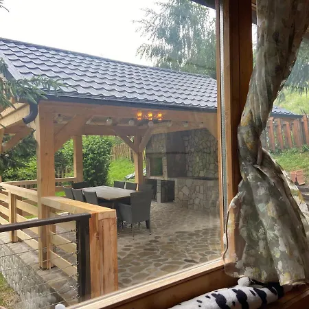 Carpathian Log Casa de Férias *
